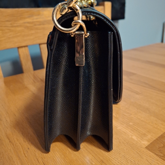 Black Faux Leather Shoulder Handbag NWOT - Picture 5 of 9